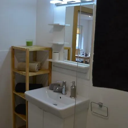 Eckert Διαμέρισμα *